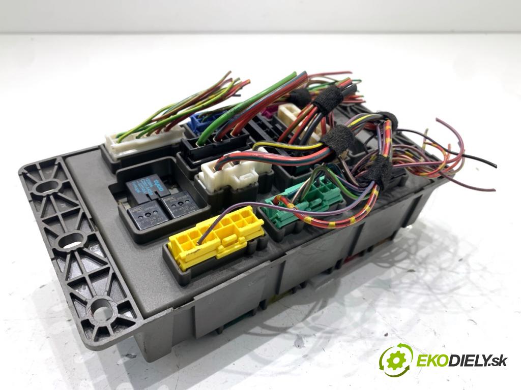 MINI R50 R53 liftback 2003 66 kW One 1598 Modul BSI 6906600 (Poistková skrinka)