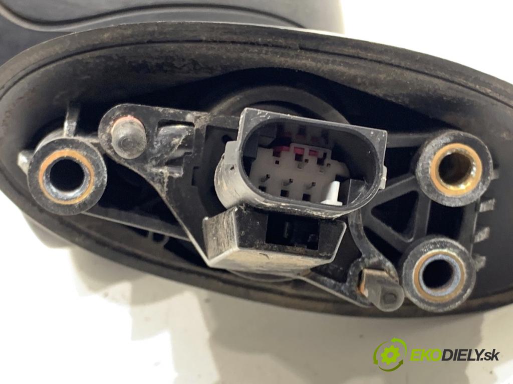 MINI R50 R53 liftback 2003 66 kW One 1598 Spätné zrkadlo pravy