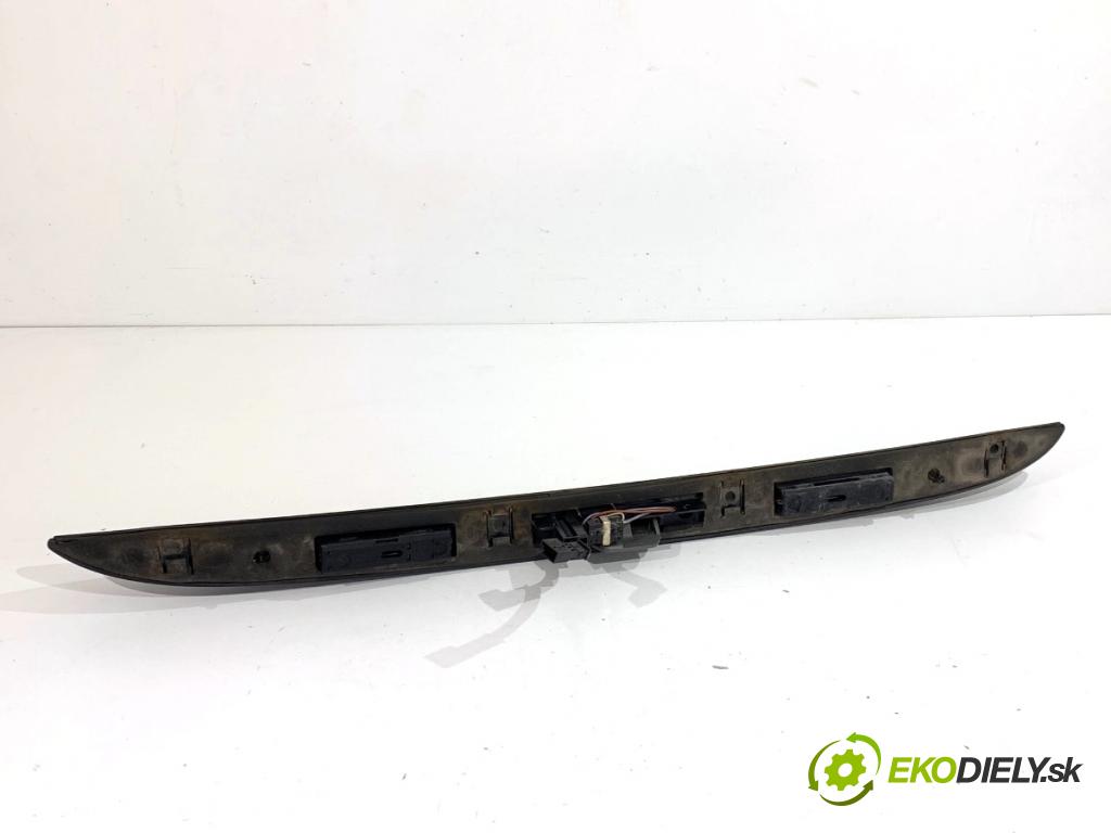 MINI R50 R53 liftback 2003 66 kW One 1598 Lišta dverí zad 0461700