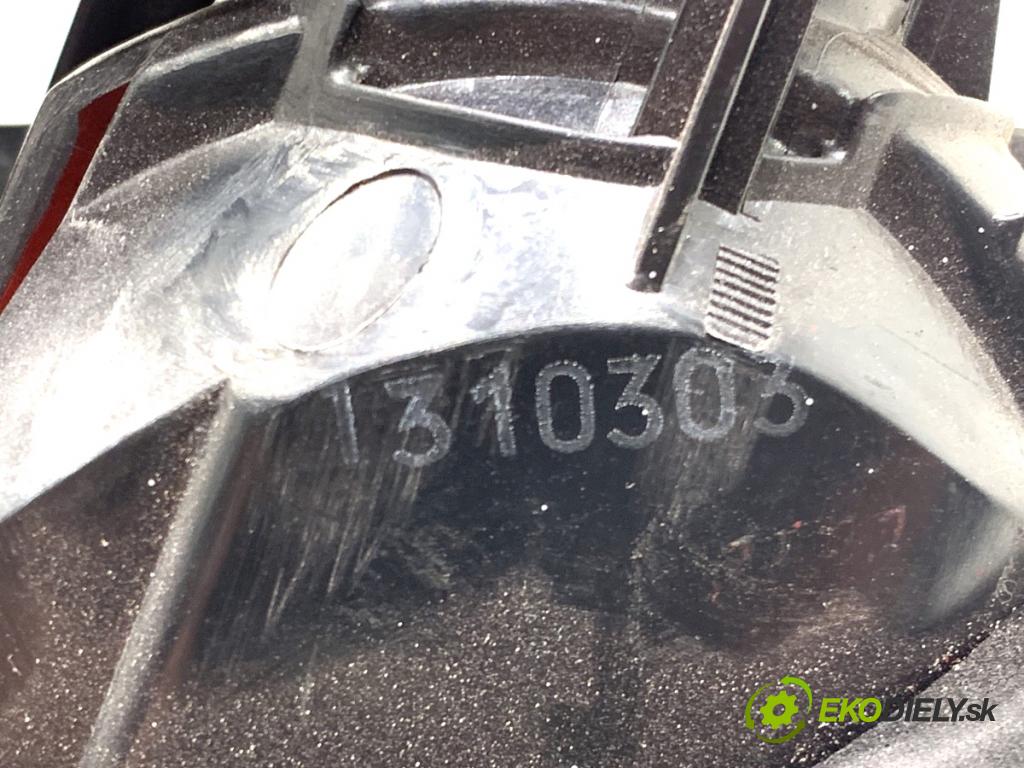MINI R50 R53 liftback 2003 66 kW One 1598 Svetlo pravy zad