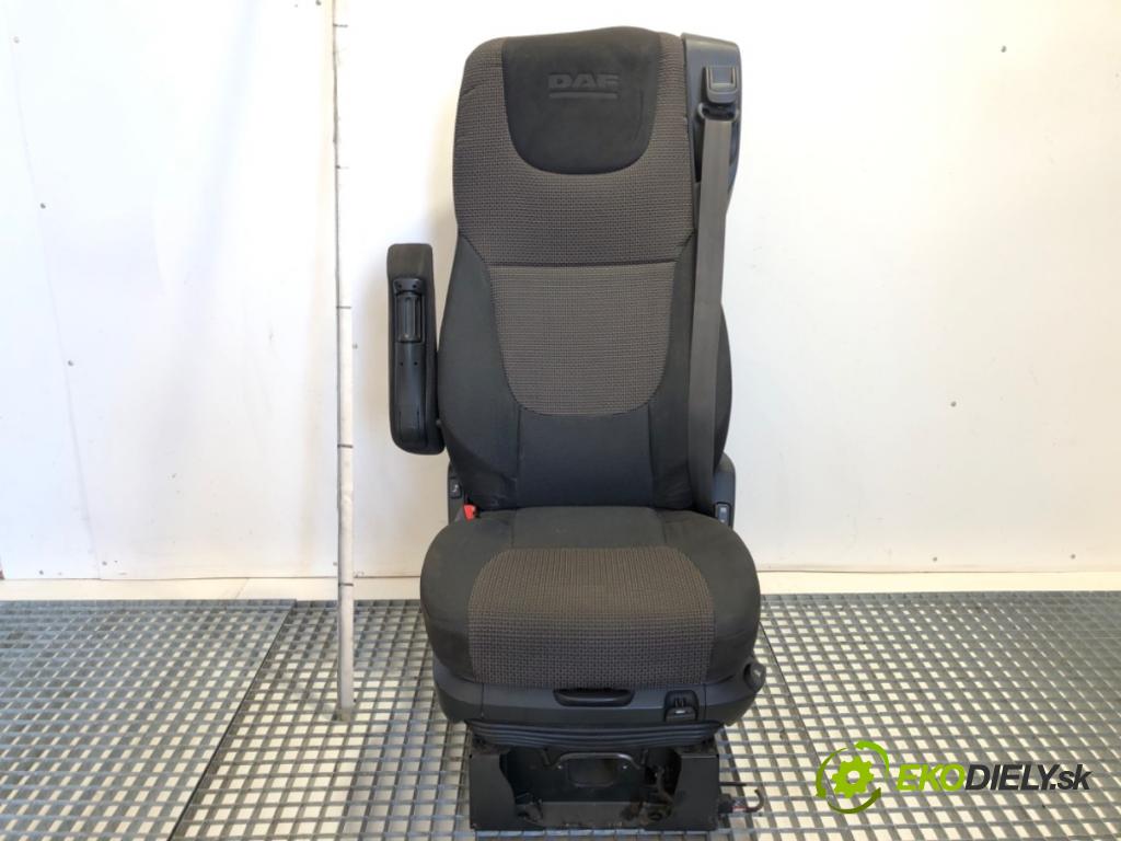 DAF XF Ciągnik siodłowy 2014 375 kW FT 510 375 kW [510 KM] olej napędowy 2012 - 2022 12900 sedadlo levý přední část 