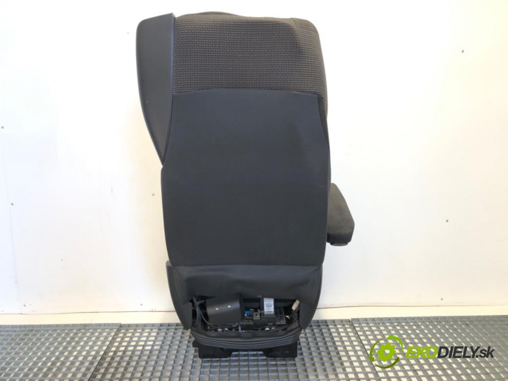 DAF XF Ciągnik siodłowy 2014 375 kW FT 510 375 kW [510 KM] olej napędowy 2012 - 2022 12900 sedadlo levý přední část