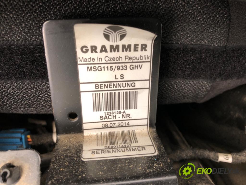 DAF XF Ciągnik siodłowy 2014 375 kW FT 510 375 kW [510 KM] olej napędowy 2012 - 2022 12900 sedadlo levý přední část