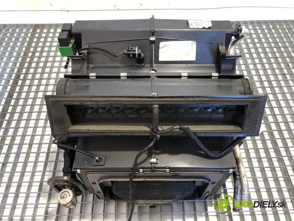 DAF XF Ciągnik siodłowy 2014 375 kW FT 510 375 kW [510 KM] olej napędowy 2012 - 2022 12900 Výhrevné teleso, radiátor kúrenia KOMBAJN 1980851