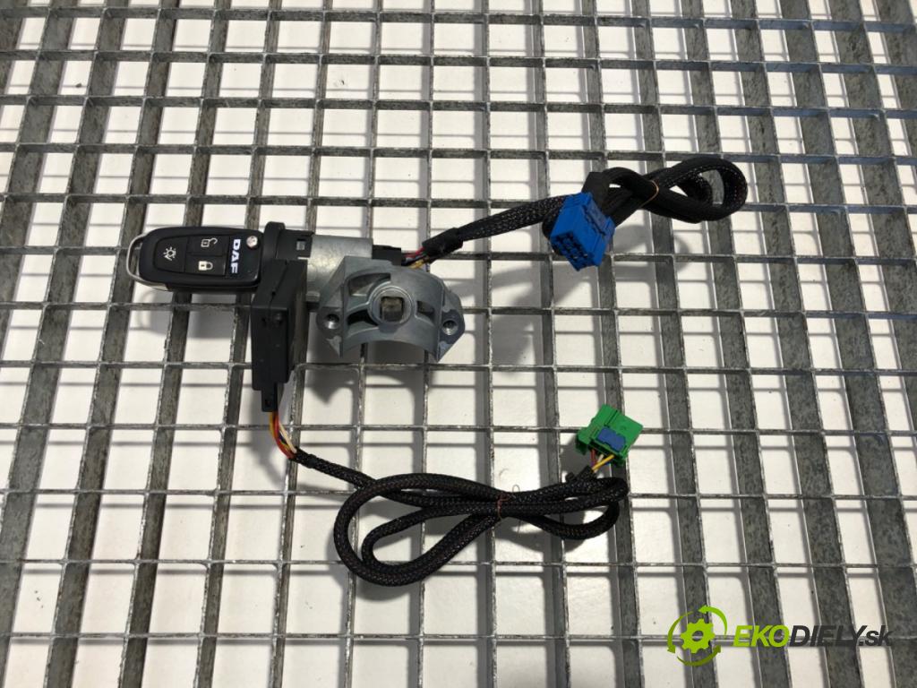 DAF XF Ciągnik siodłowy 2014 375 kW FT 510 375 kW [510 KM] olej napędowy 2012 - 2022 12900 spinačka 1872757 (Spínacia skrinka)