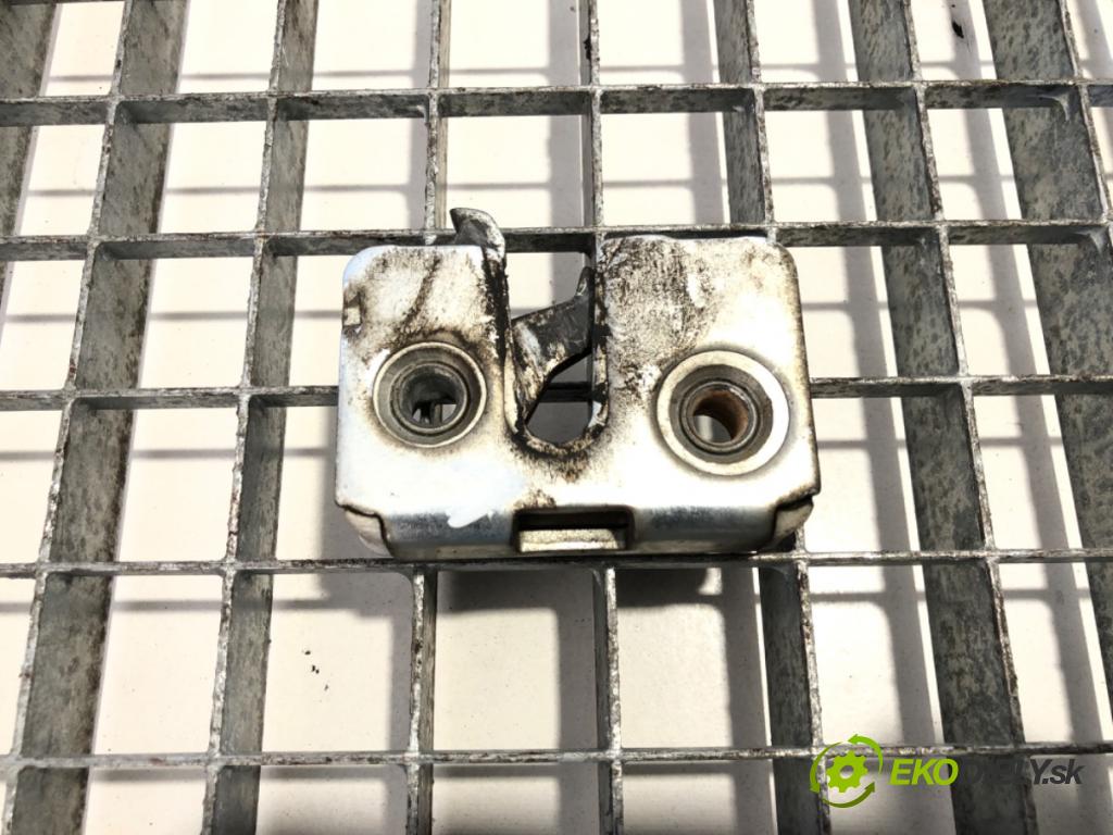 DAF XF Ciągnik siodłowy 2014 375 kW FT 510 375 kW [510 KM] olej napędowy 2012 - 2022 12900 zámok dveře levý přední část 