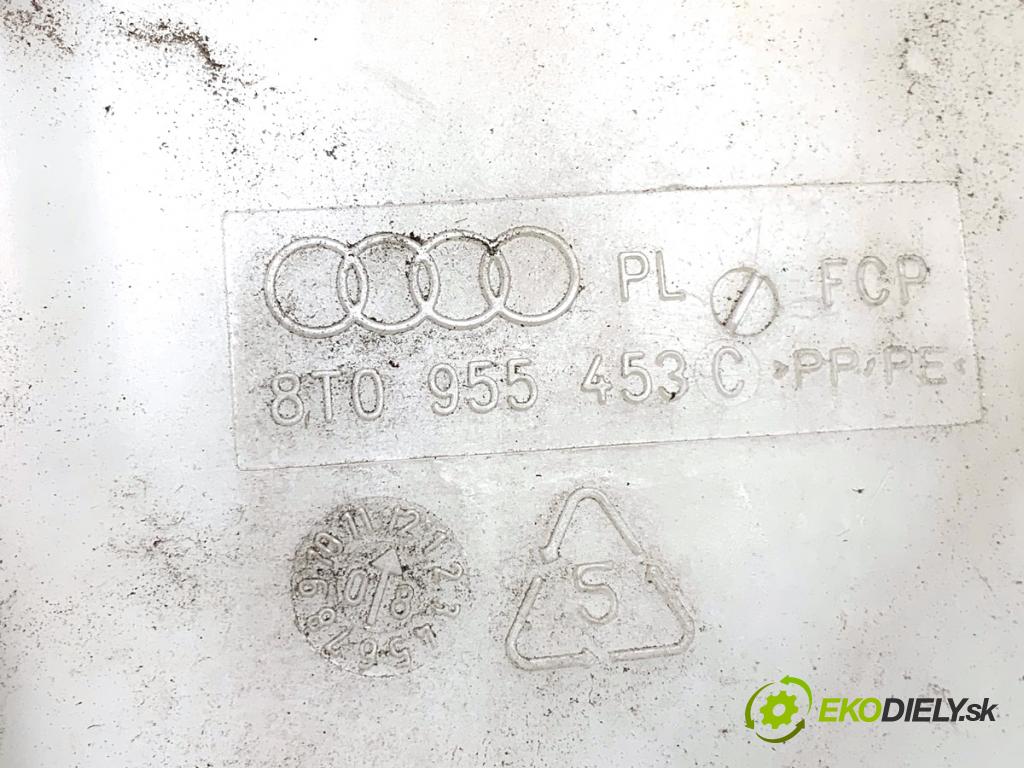 AUDI A4 B8 Kombi 2008 140 kW 2.7 TDI 2698 nádržka ostřikovačů 8T0955453C