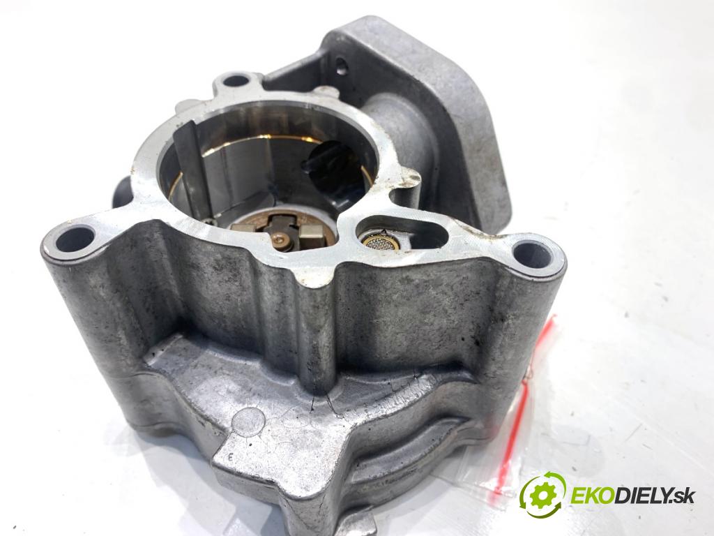 SEAT LEON III liftback 2017 132 kW 1.8 TSI 1798 Pumpa vákuová 06K145100AE