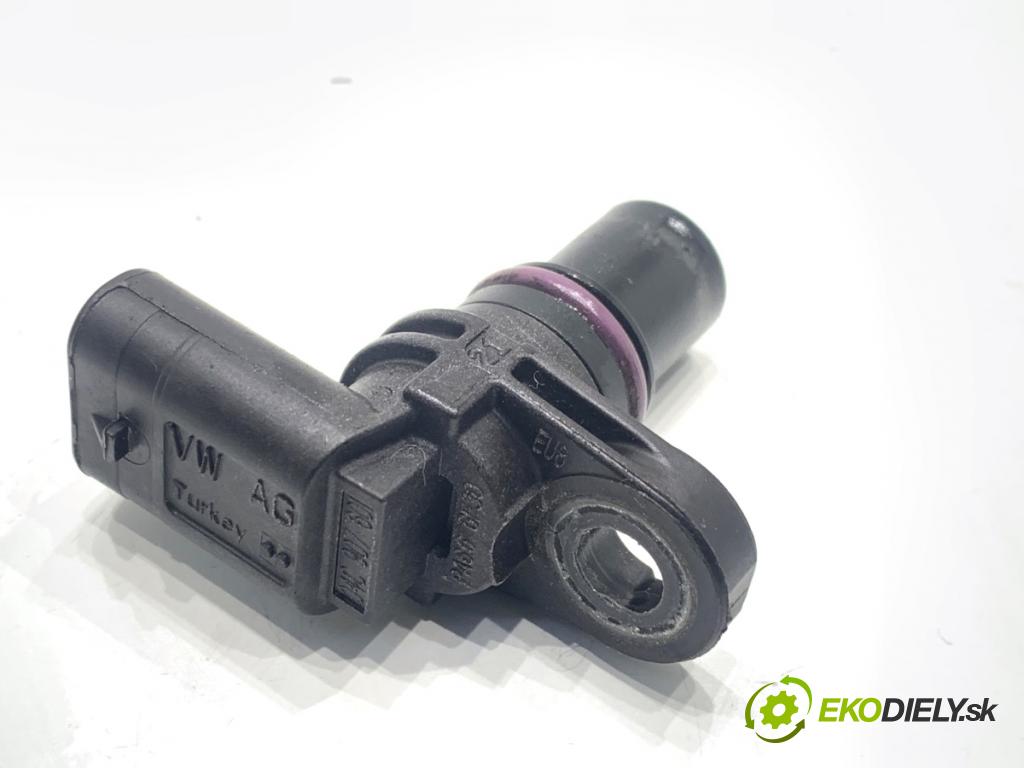 SEAT LEON III liftback 2017 132 kW 1.8 TSI 1798 snímač pozice vačkového hřídele 04C907601 (Snímač polohy klikového hřídele)