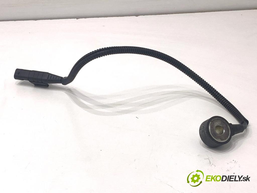 SEAT LEON III liftback 2017 132 kW 1.8 TSI 1798 Snímač klepania 06K905377 (Snímač)