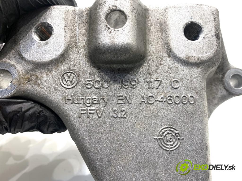 SEAT LEON III liftback 2017 132 kW 1.8 TSI 1798 Držiak Motor 5Q0199117C