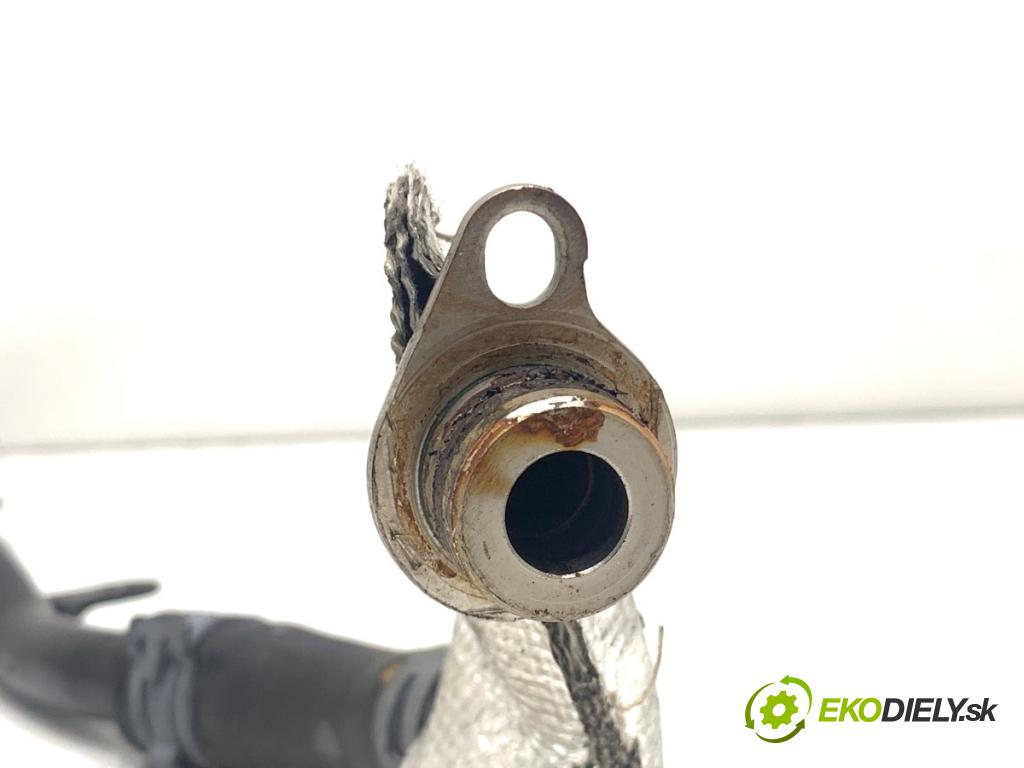 SEAT LEON III liftback 2017 132 kW 1.8 TSI 1798 rúrka turba 06K121085M (Hadice turbodmychadla)