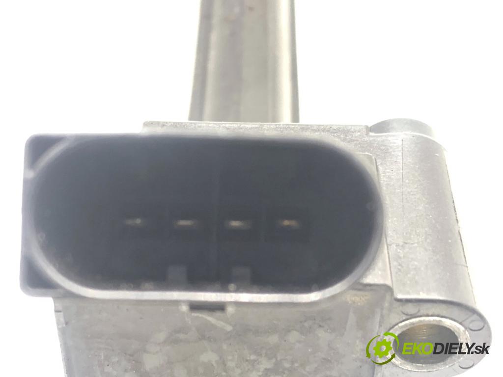 SEAT LEON III liftback 2017 132 kW 1.8 TSI 1798 cívka zapalovací 06L905110E (Zážehová cívka)