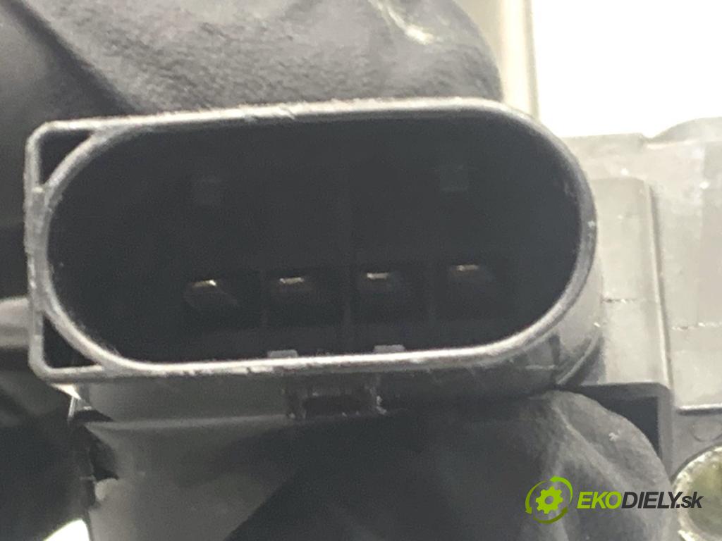 SEAT LEON III liftback 2017 132 kW 1.8 TSI 1798 Cievka zapaľovacia 06L905110E (Zapaľovacia cievka)