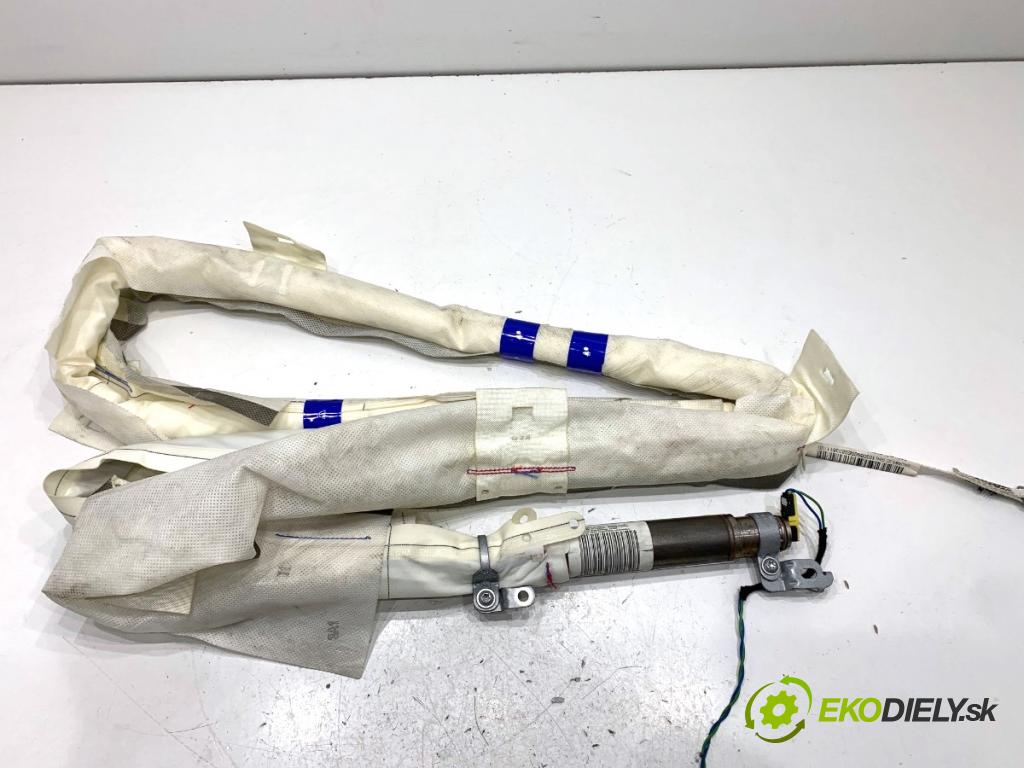 AUDI A4 B8 Kombi 2008 140 kW 2.7 TDI 2698 stropní pravý 8K0880742D