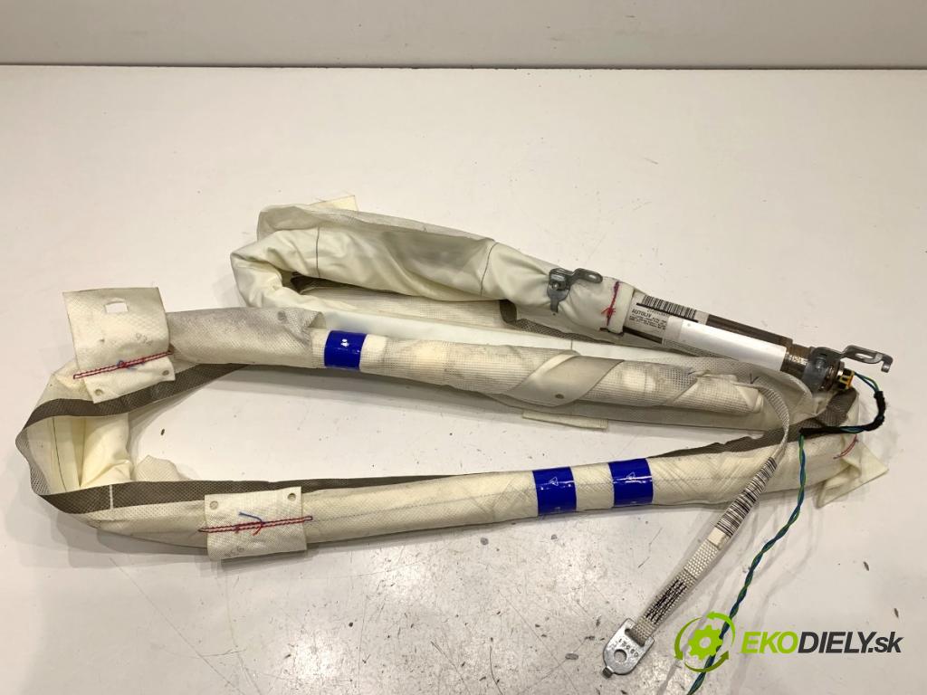 AUDI A4 B8 Kombi 2008 140 kW 2.7 TDI 2698 Stropný pravy 8K0880742D