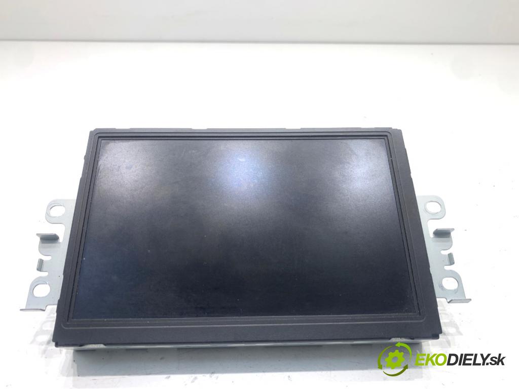 VOLVO V40 liftback 2016 88 kW D2 1969 Dislpej 31382906 (Prístrojová doska)