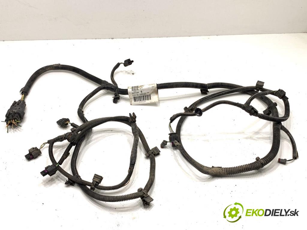 VOLVO V40 liftback 2016 88 kW D2 1969 Káblovačka PDC zad 31427116