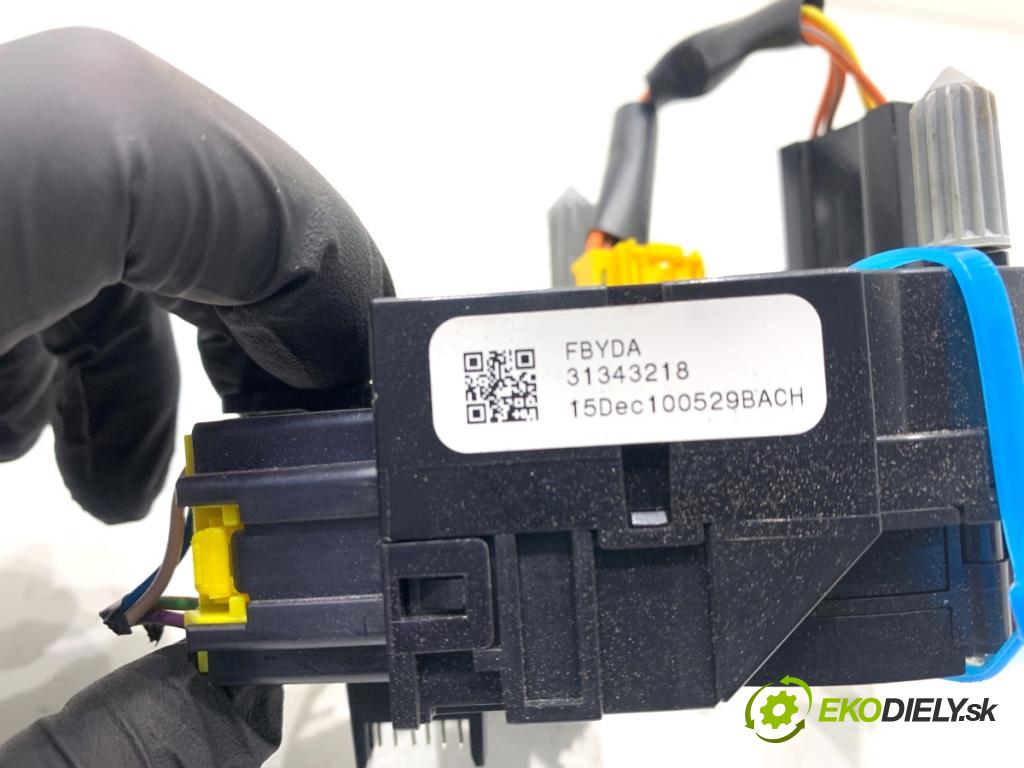 VOLVO V40 liftback 2016 88 kW D2 1969 kroužek slimák airbag 31343218 (Airbag)