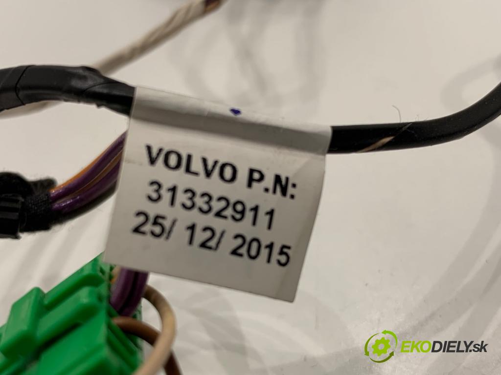VOLVO V40 liftback 2016 88 kW D2 1969 SPÍNAČE: volantu 31334457
