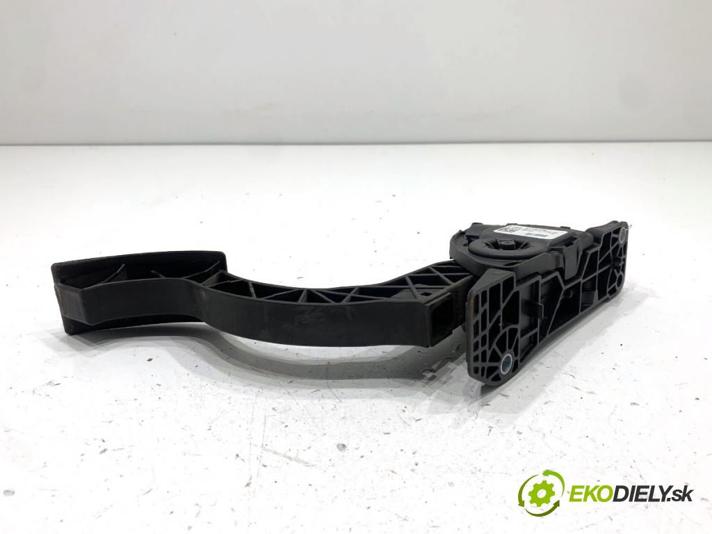 VOLVO V40 liftback 2016 88 kW D2 1969 potenciometr plynového pedálu 31280595 (Potenciometr plynového pedálu)