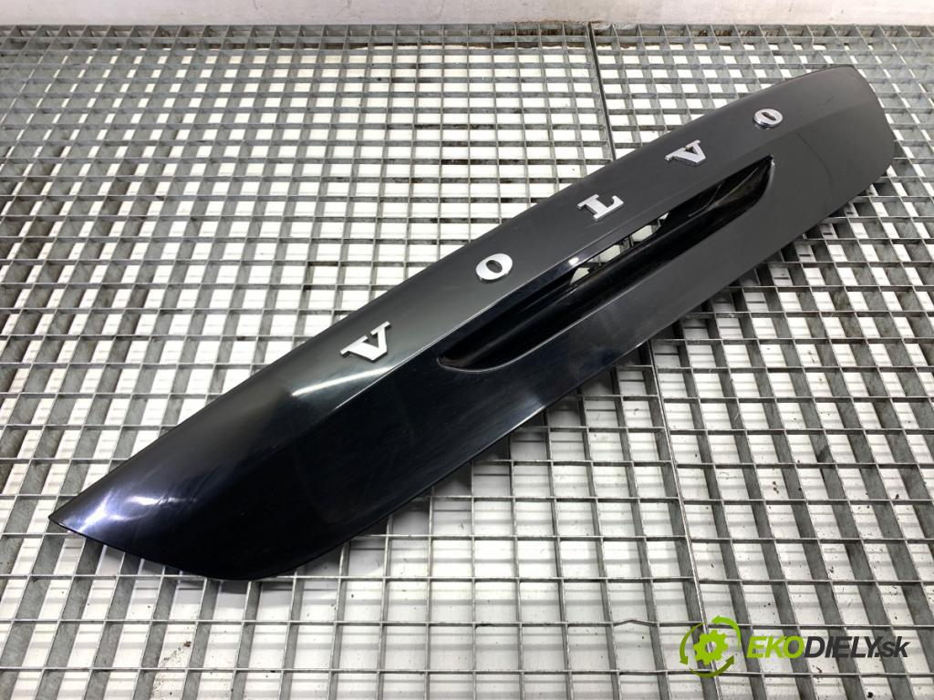 VOLVO V40 liftback 2016 88 kW D2 1969 zadní část - čelo dveří zadní část 31301301