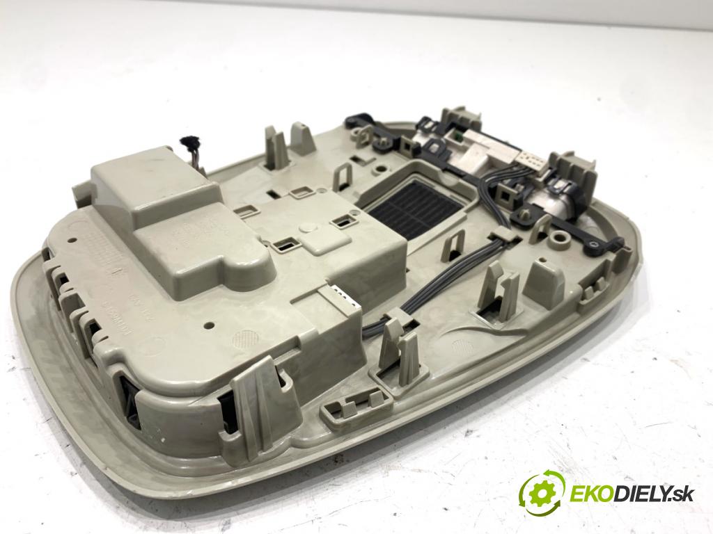 VOLVO V40 liftback 2016 88 kW D2 1969 světlo stropní C99ZA