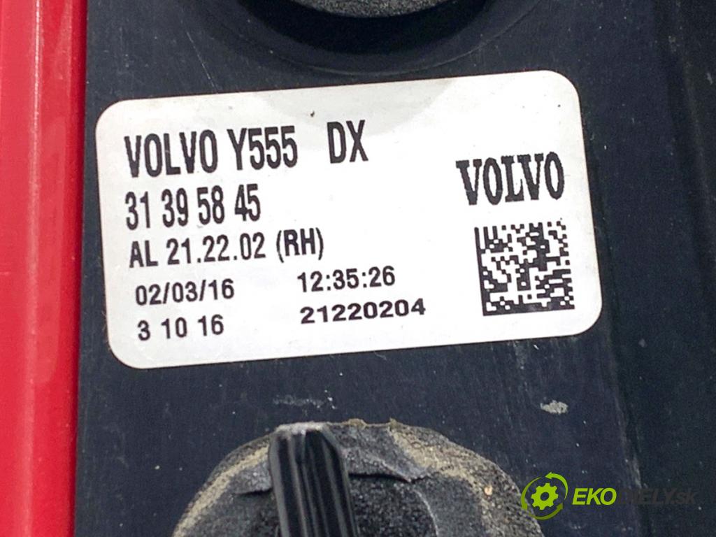 VOLVO V40 liftback 2016 88 kW D2 1969 Svetlo pravy zad 31395845