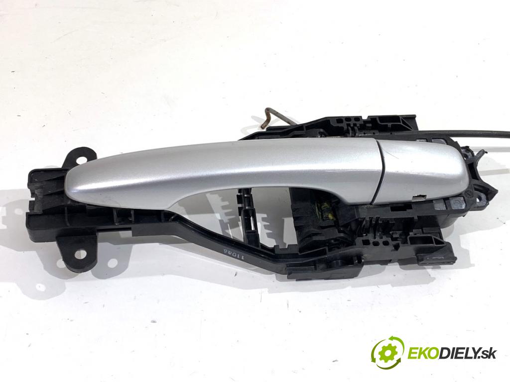 VOLVO V40 liftback 2016 88 kW D2 1969 Kľučka vonkajšia ľavy predný 31440082