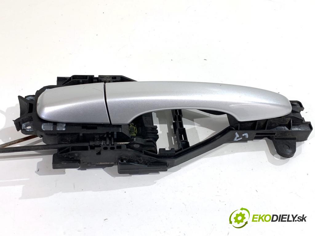 VOLVO V40 liftback 2016 88 kW D2 1969 Kľučka vonkajšia ľavy predný 31440082