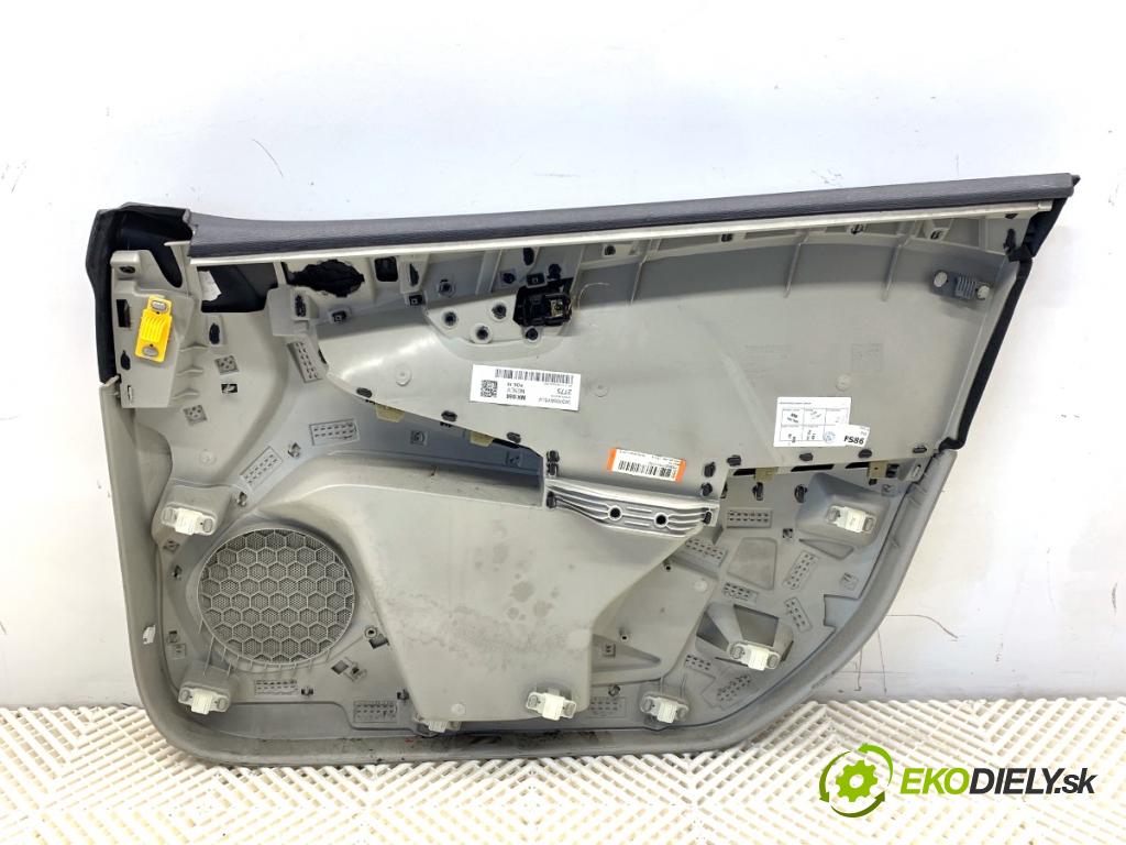 VOLVO V40 liftback 2016 88 kW D2 1969 čalúnenie Dvere ľavy predný 1319932