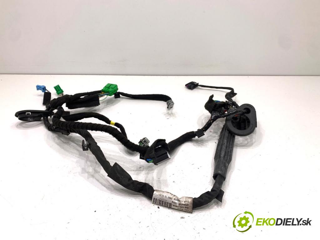 VOLVO V40 liftback 2016 88 kW D2 1969 káblovačka dveře přední část levý 31334092