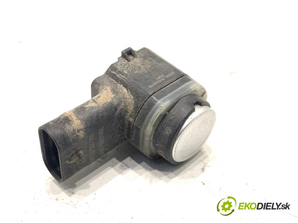 VOLVO V40 liftback 2016 88 kW D2 1969 snímač PDC 31445160