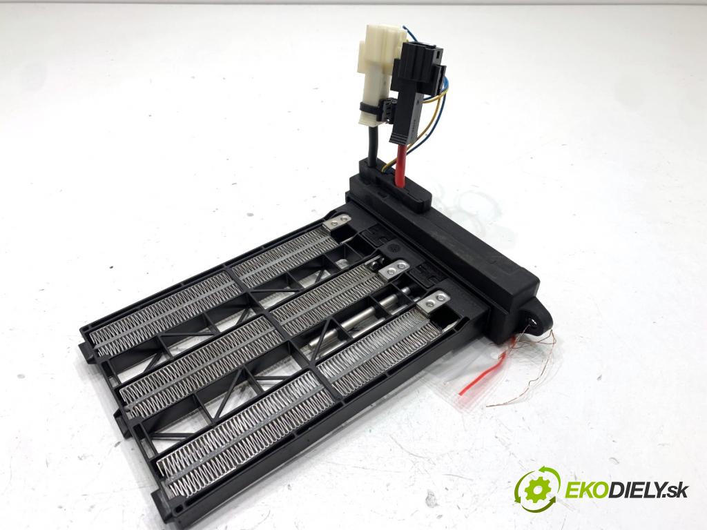 VOLVO V40 liftback 2016 88 kW D2 1969 topné těleso radiátor topení elektrická 31418971 (Radiátor topení)