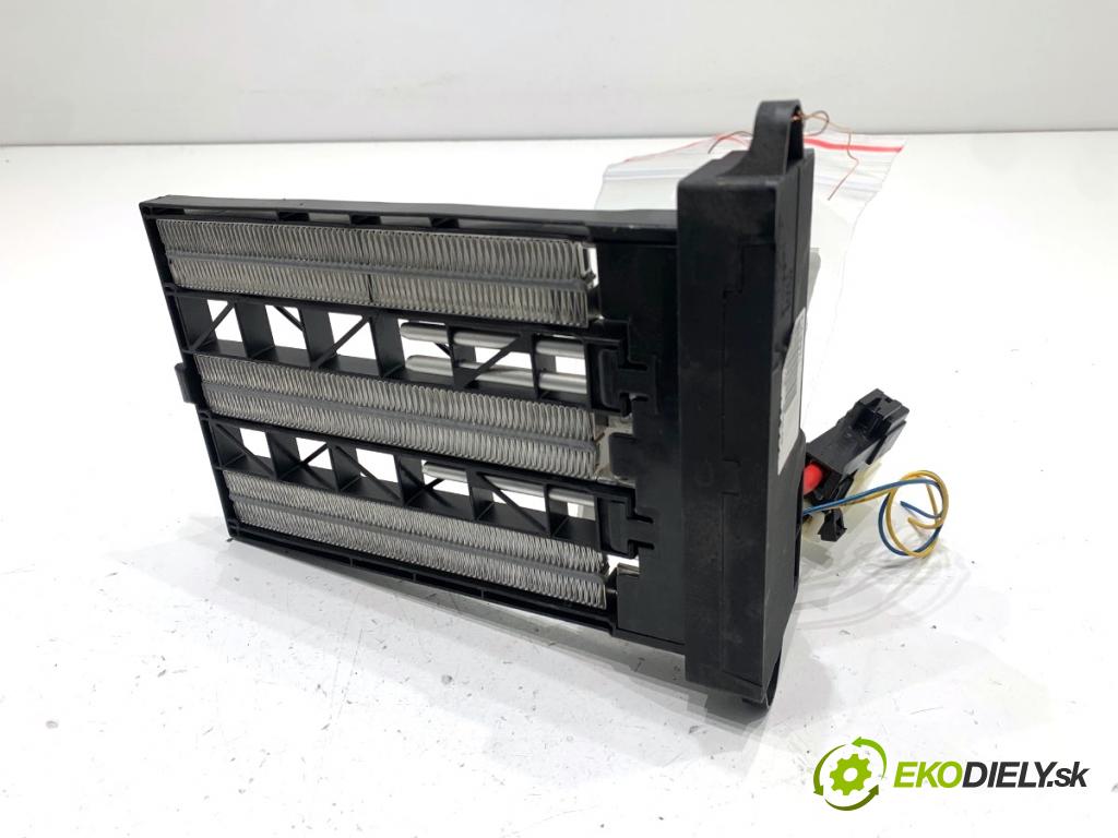 VOLVO V40 liftback 2016 88 kW D2 1969 topné těleso radiátor topení elektrická 31418971 (Radiátor topení)