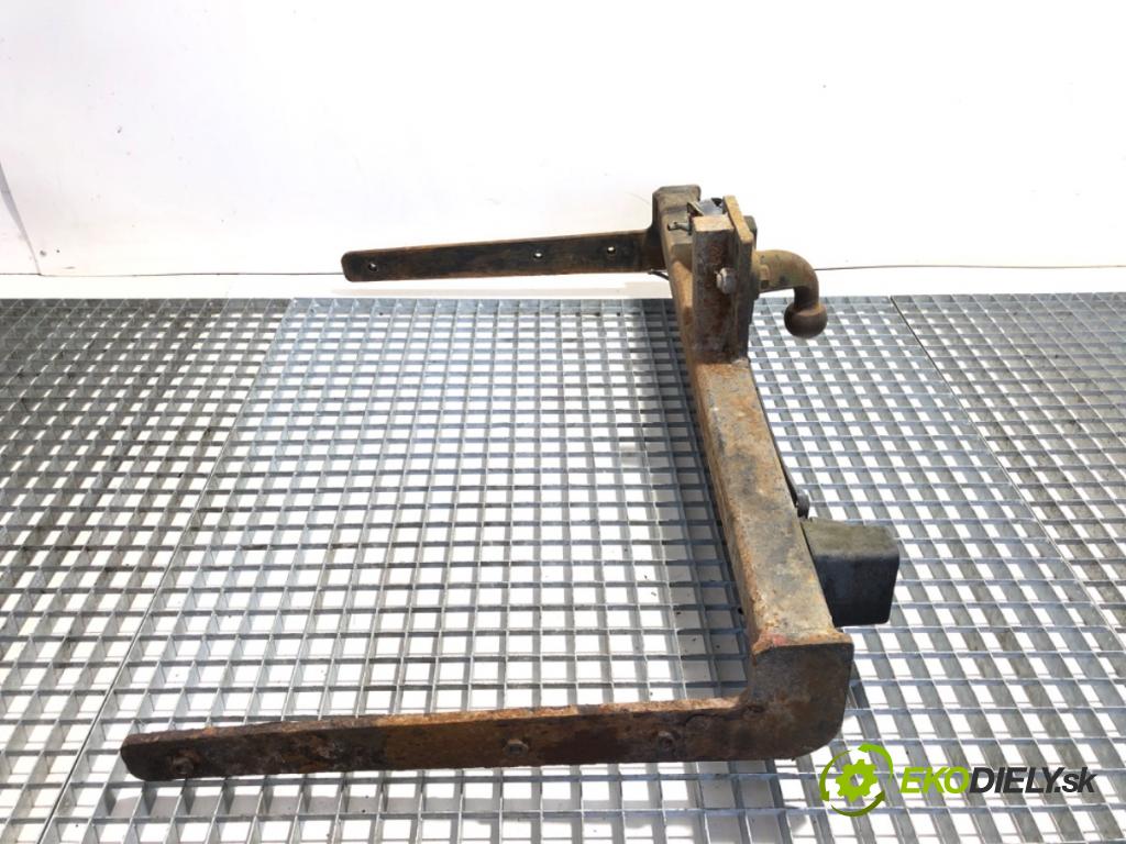 VW TRANSPORTER T4 Autobus 1995 45 kW 1.9 D 1896 Hák ťažné zariadenie  (Ťažné zariadenie)