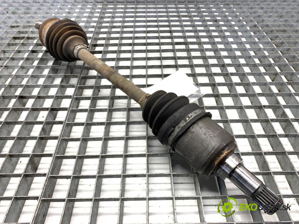 FIAT PANDA II liftback 2003 40 kW 1.1 (169.AXA1A) 1108 poloos levý přední část