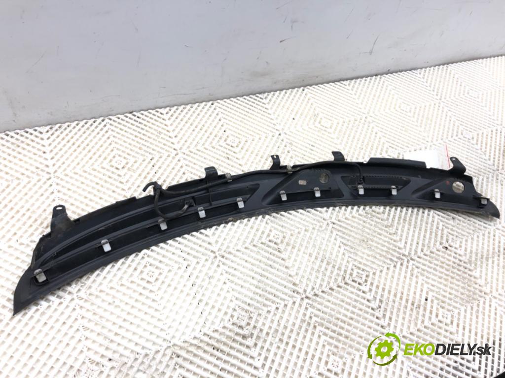 FIAT PANDA II liftback 2003 40 kW 1.1 (169.AXA1A) 1108 torpédo plast pod čelní okno 735340441 (Plast pod čelním sklem)