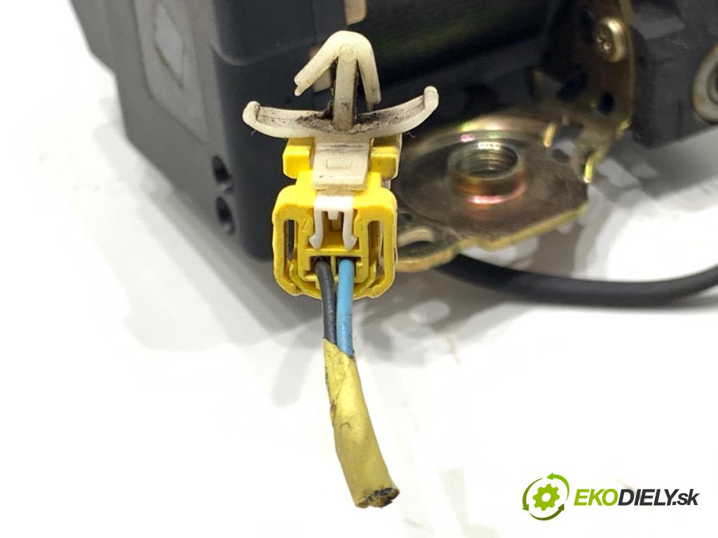 FIAT PANDA II liftback 2003 40 kW 1.1 (169.AXA1A) 1108 Držiak BEZPEČNOSŤ ľavy predný 33014051