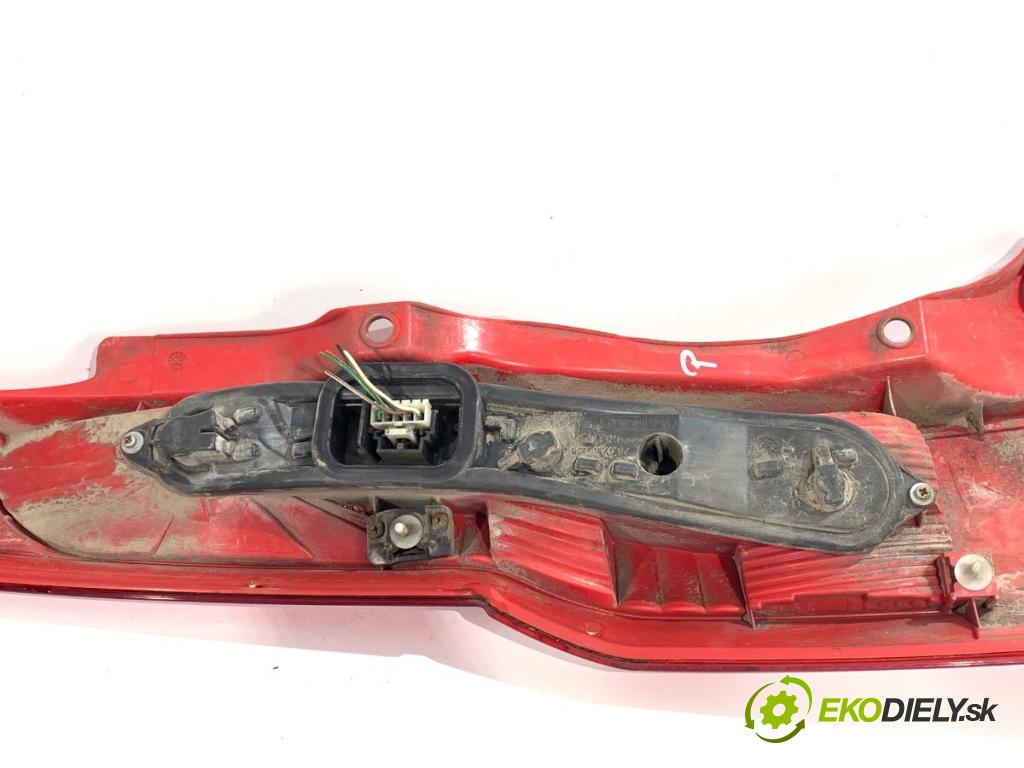 FIAT PANDA II liftback 2003 40 kW 1.1 (169.AXA1A) 1108 světlo pravý zadní část