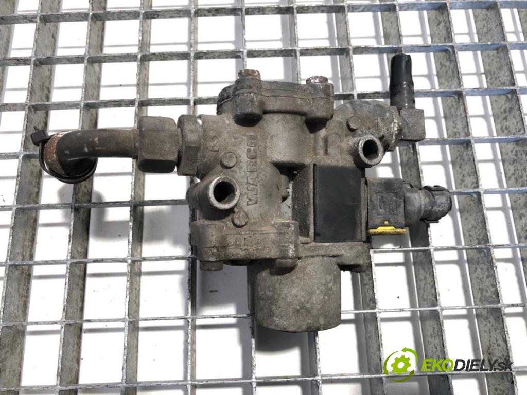 DAF XF Ciągnik siodłowy 2014 375 kW FT 510 375 kW [510 KM] olej napędowy 2012 - 2022 12900 Ventil EBS 1808335