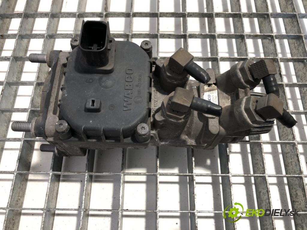 DAF XF Ciągnik siodłowy 2014 375 kW FT 510 375 kW [510 KM] olej napędowy 2012 - 2022 12900 VENTIL: hlavní brzdy 4800030340