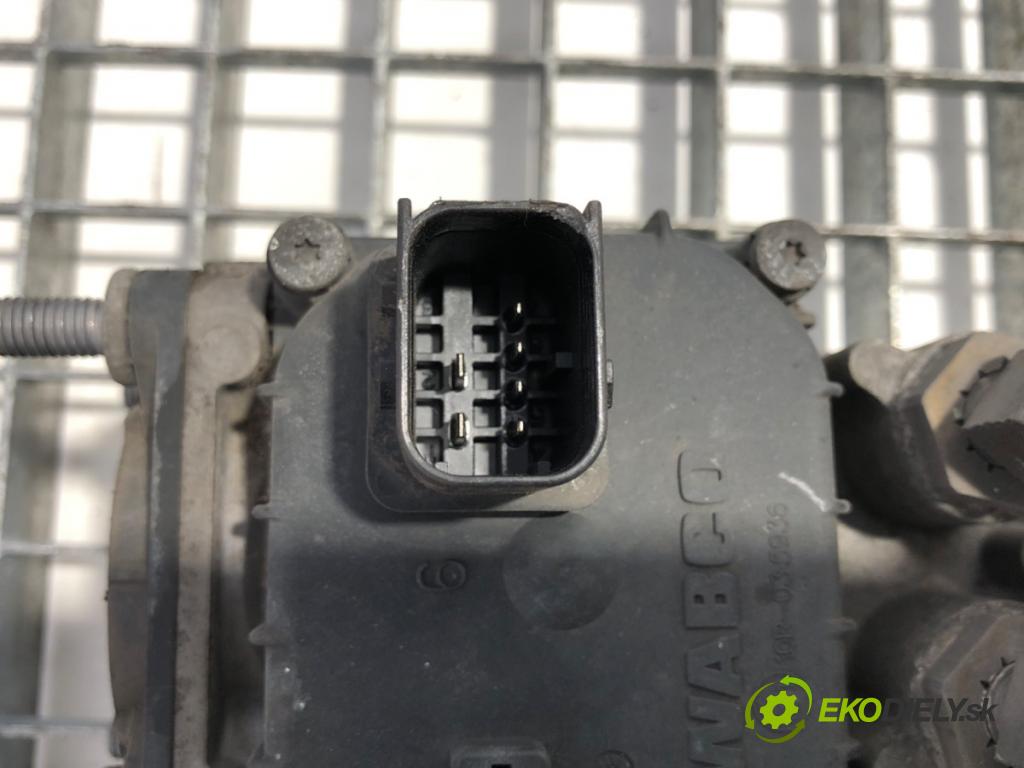 DAF XF Ciągnik siodłowy 2014 375 kW FT 510 375 kW [510 KM] olej napędowy 2012 - 2022 12900 VENTIL: hlavní brzdy 4800030340