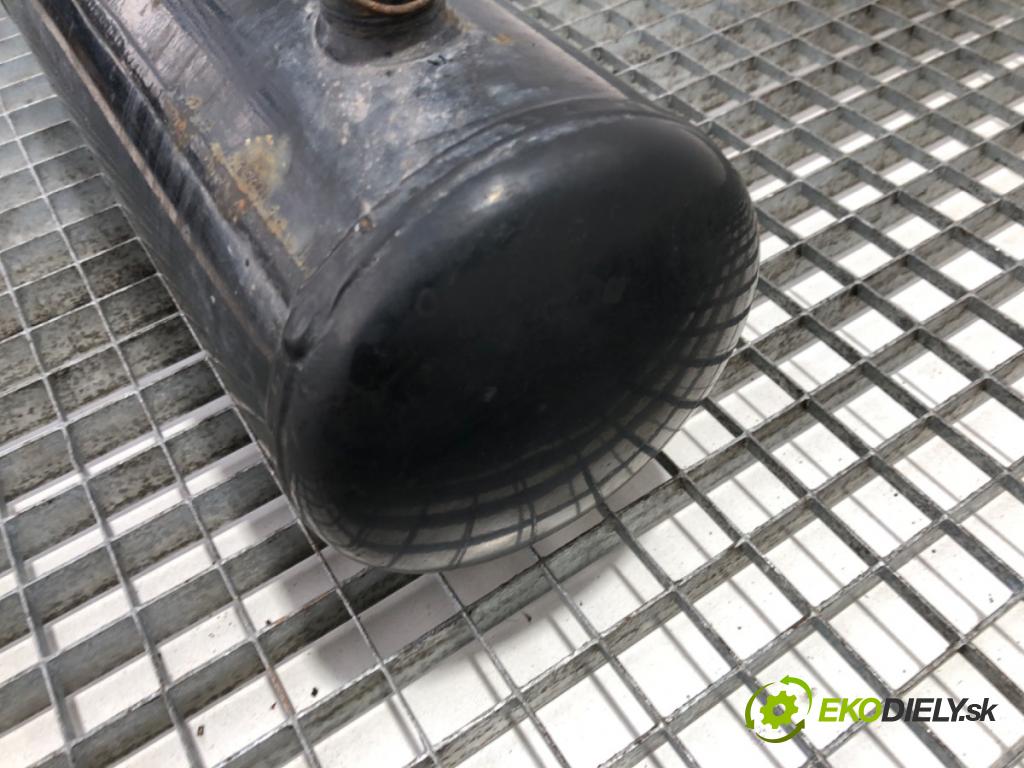 DAF XF Ciągnik siodłowy 2014 375 kW FT 510 375 kW [510 KM] olej napędowy 2012 - 2022 12900 nádrž nádržka vzduchu 1978476