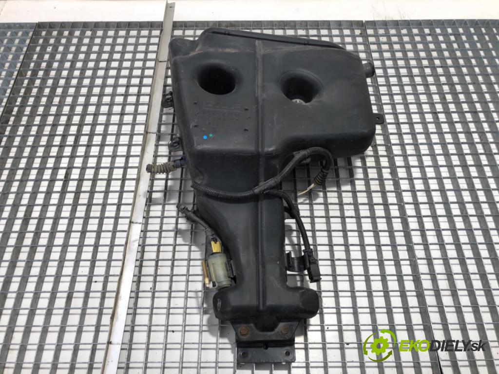 DAF XF Ciągnik siodłowy 2014 375 kW FT 510 375 kW [510 KM] olej napędowy 2012 - 2022 12900 nádržka ostřikovačů 1852904