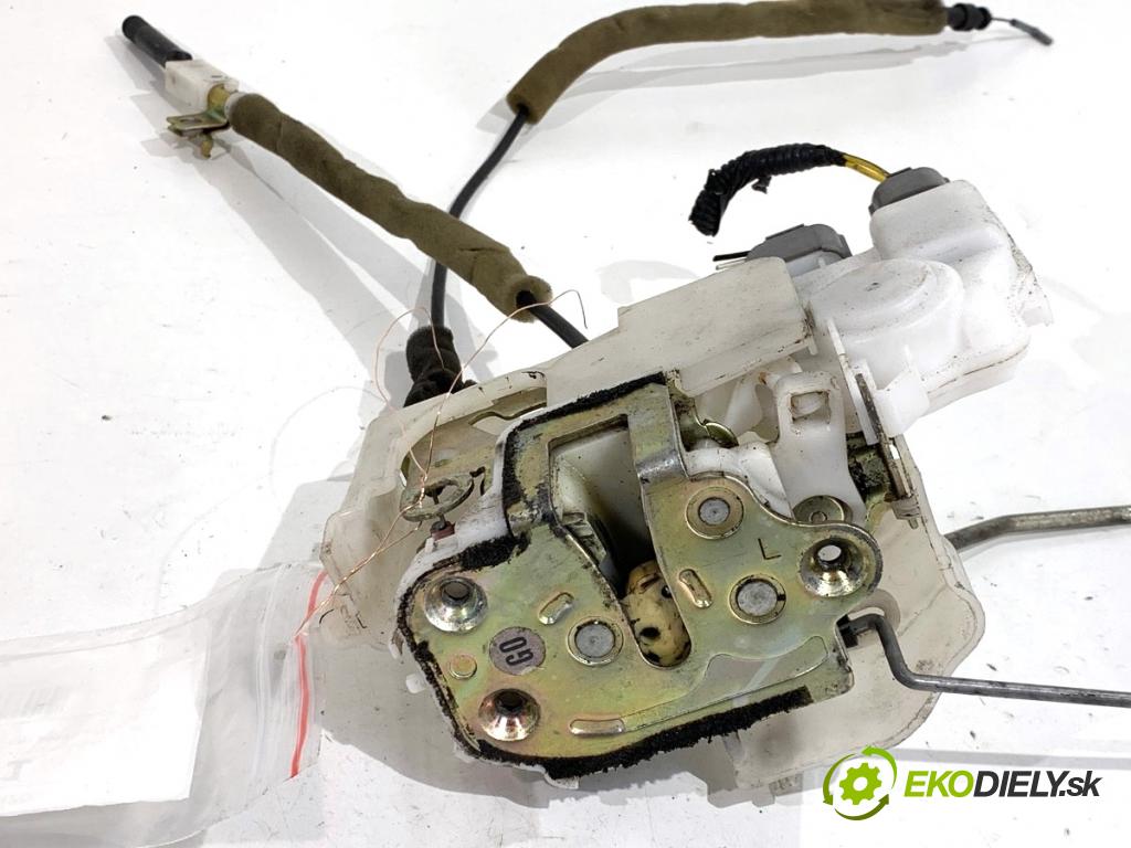 HONDA ACCORD VII sedan 2004 103 kW 2.2 i-CTDi (CN1) 2204 zámok dveře levý přední část 