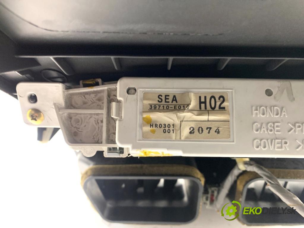 HONDA ACCORD VII sedan 2004 103 kW 2.2 i-CTDi (CN1) 2204 mří topení přední část