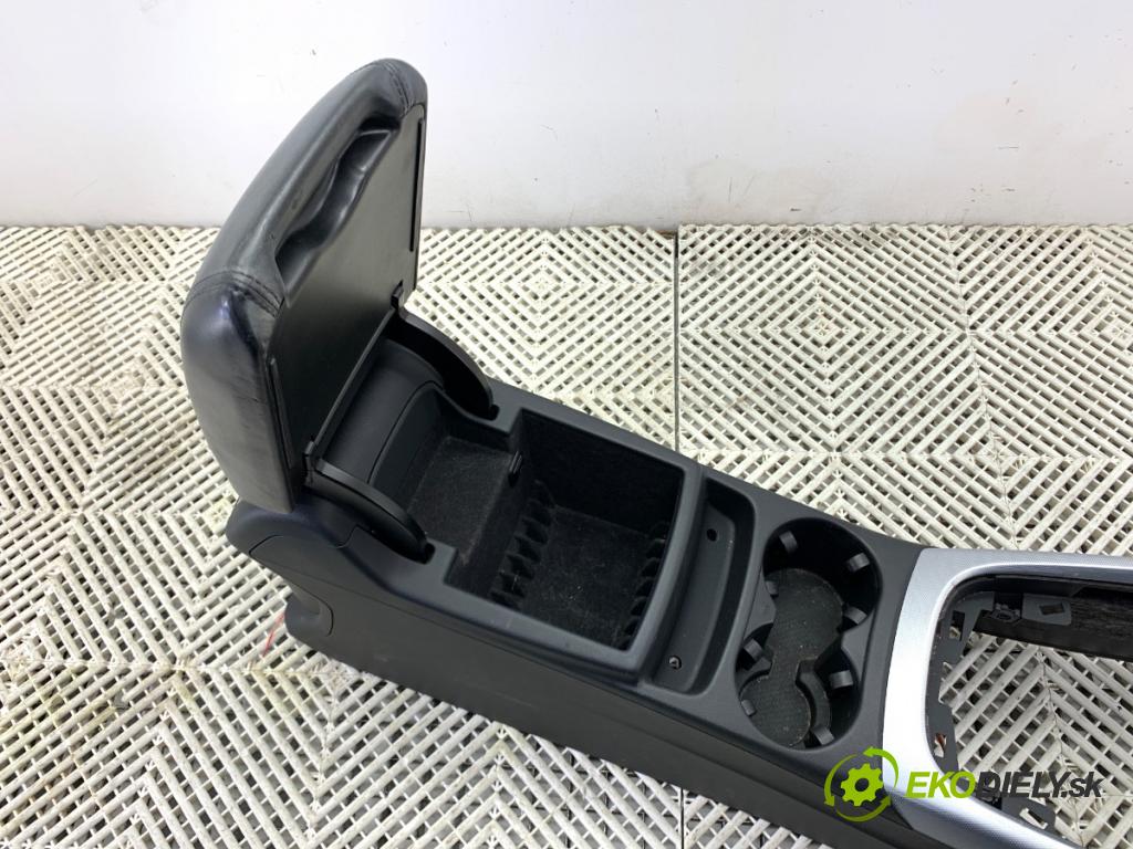 AUDI Q5 8R SUV 2011 125 kW 2.0 TDI quattro 1968 Tunel stredový opierka