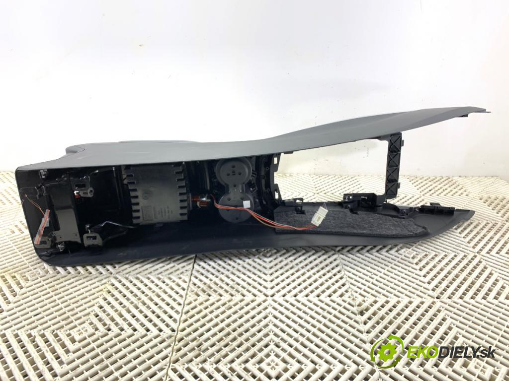 AUDI Q5 8R SUV 2011 125 kW 2.0 TDI quattro 1968 Tunel stredový opierka