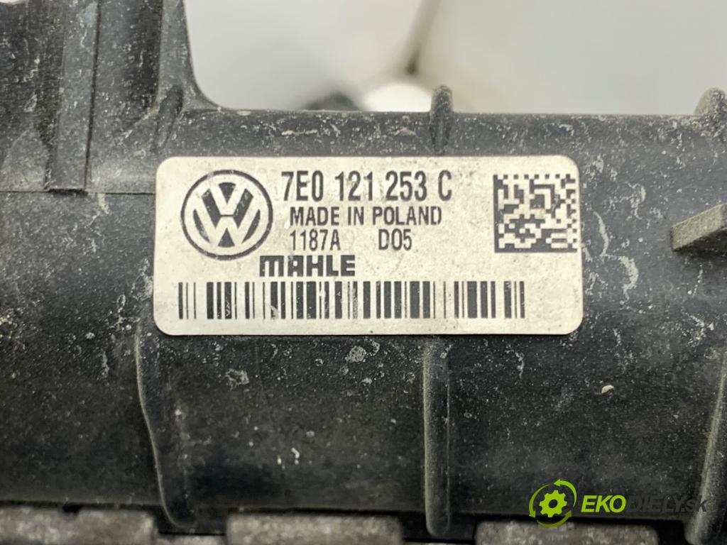 VW CALIFORNIA T6 Camper Autobus 103 kW 2.0 TDI 1968 Chladič vody 7E0121253C (Chladič vody)